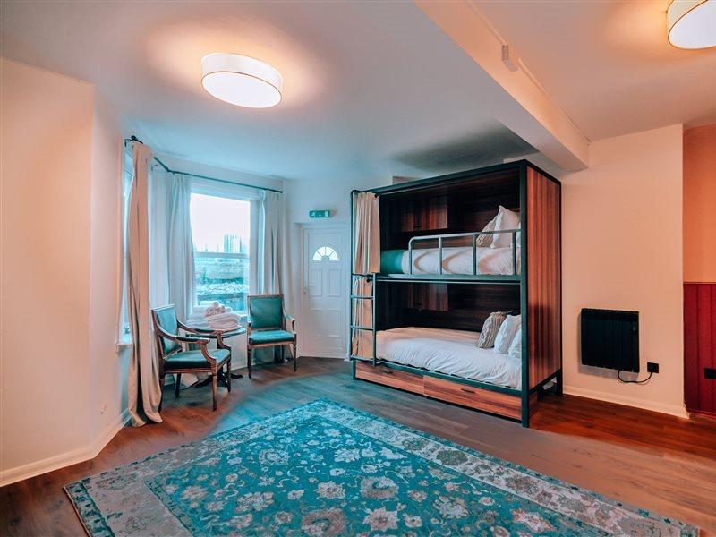 Selina Guest house 3*